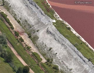 Alertan sobre peligro de nuevo torrente tóxico en Hungría