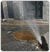 Litros de agua potable se derraman en San Agustín