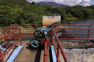 Sur de Veracruz sigue sin agua por protesta