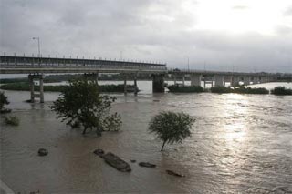 Persisten lluvias en el norte; el desastre se extiende a Coahuila