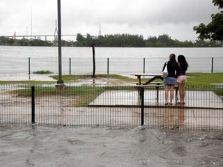 Inundaciones parciales en el centro de Tampico