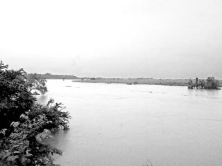 El río Moctezuma se desborda; afecta a Tempoal y El Higo