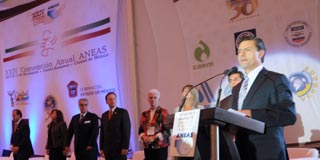 Es tiempo de darle el justo valor al agua: Peña Nieto