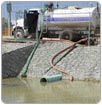 Dejan fraccionadores de vaciar agua pluvial en alcantarillas