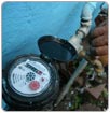 Laguneros crean opción para lavar autos sin desperdiciar agua