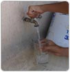 Está el nivel de cloro del agua en sus límites