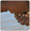 Cortes de agua en EEUU violan derechos humanos