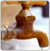 Tiene la capital el servicio de agua más caro de la entidad